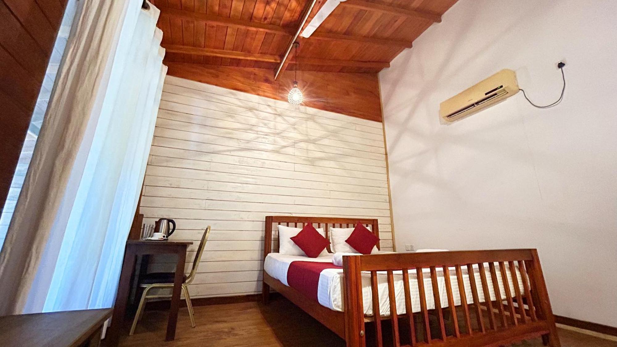 Wood Lodge מיריסה מראה חיצוני תמונה